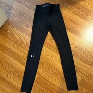 Black under armor pants